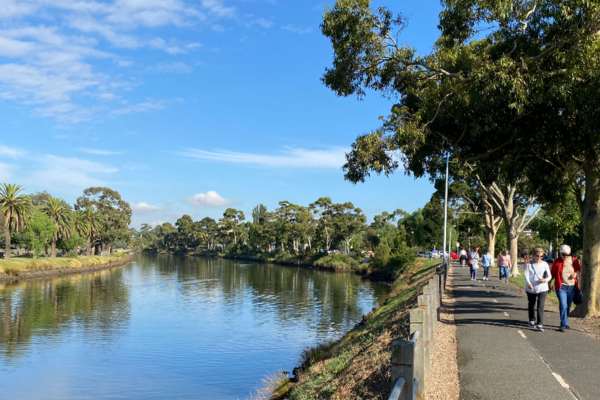 Maribyrnong River Trail near Moonee Ponds in spring