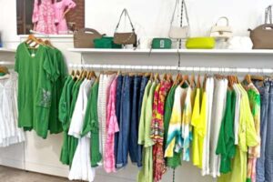 Fashion deals showcasing boutique clothing and trendy accessories in Moonee Ponds.
