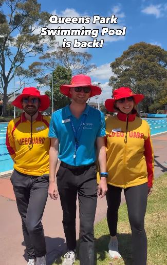 Queens Park Swimming Pool