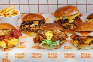 Maxiemoon Canteen – A modern, cozy eatery offering a variety of fresh meals in a lively atmosphere.